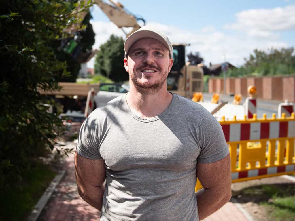 Facharbeiter (m/w/d) Facharbeiter (m/w/d)